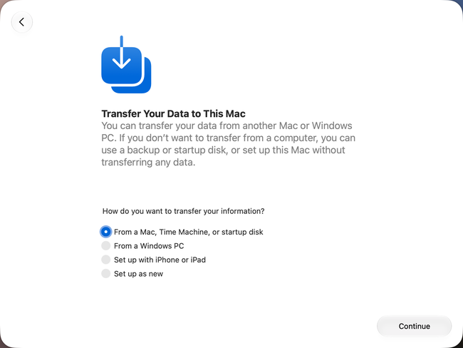 Setup Assistant's Transfer Your Data to This Mac screen in macOS 27 Golden Gate